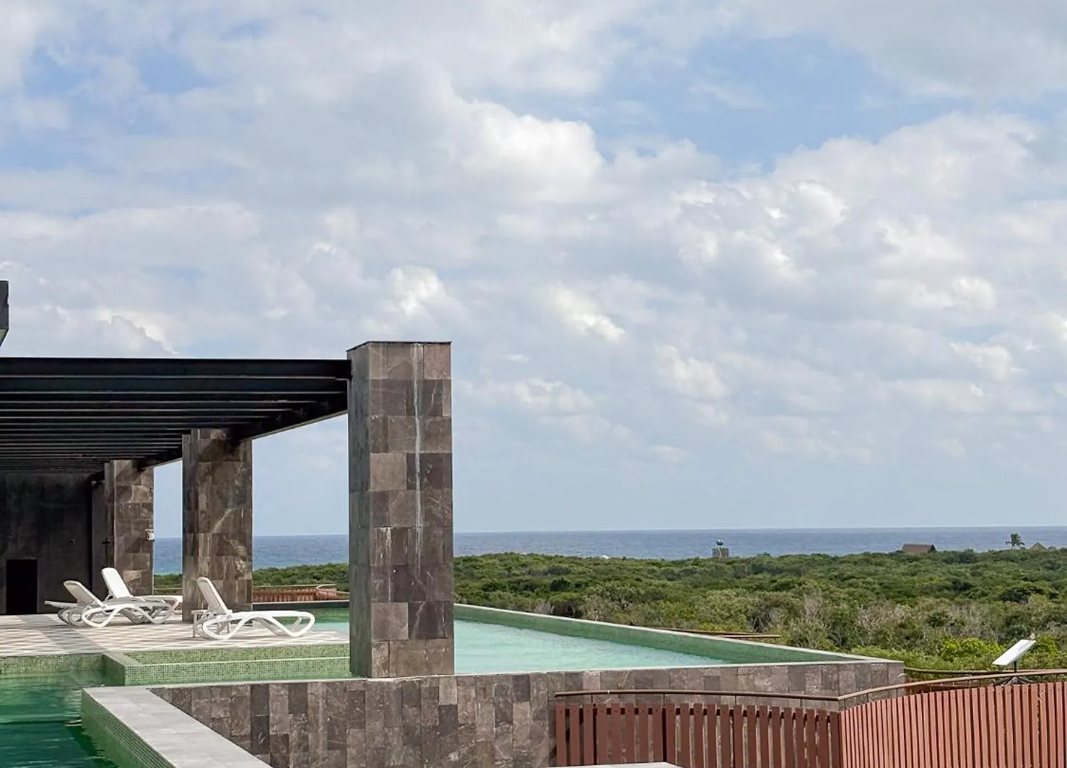 Monkey Lifestyle Apartment Tulum